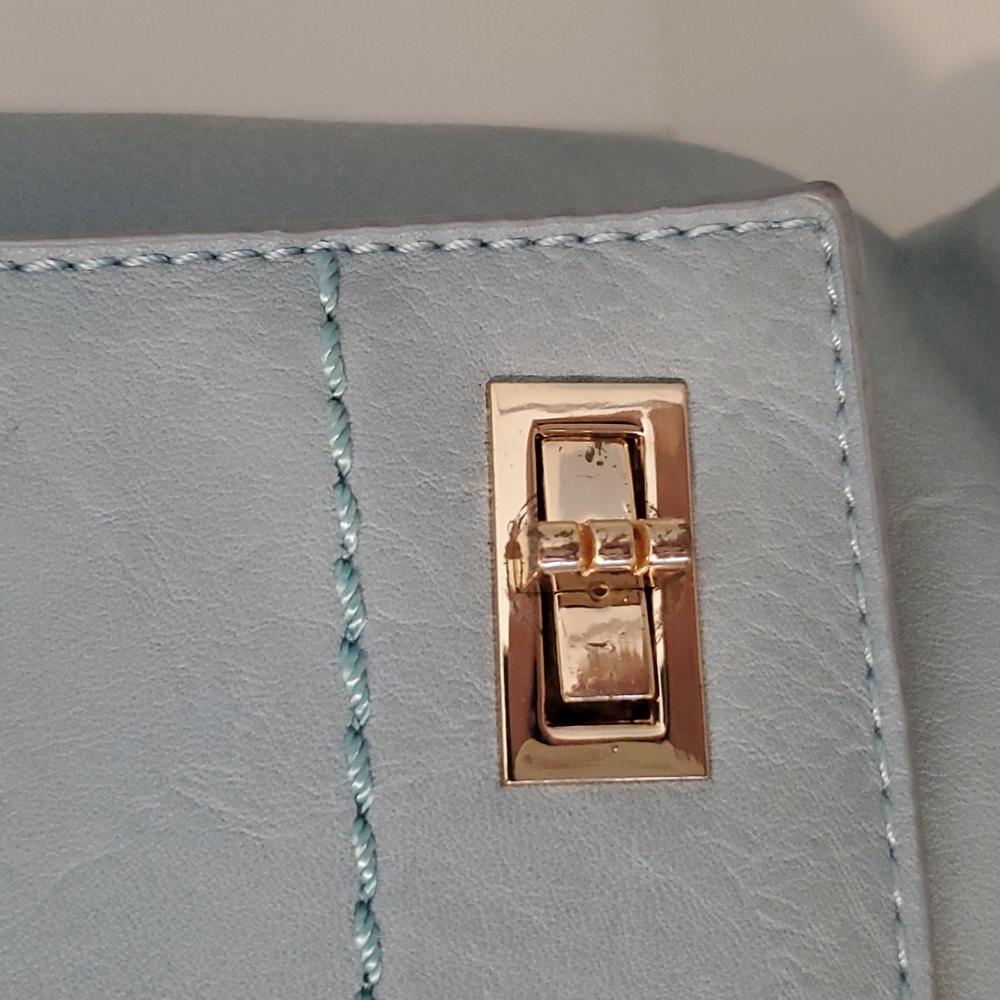 Blue Handbag - Picture 4 of 11
